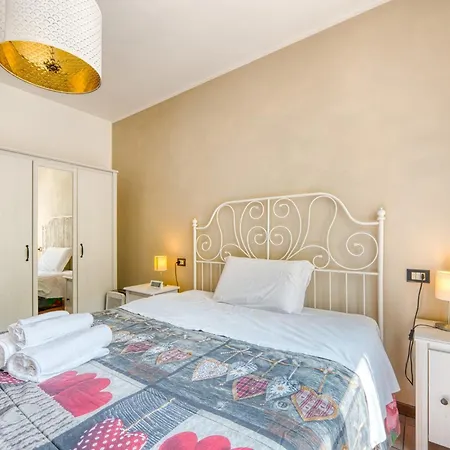 Appartement Guesthost - Bright With Garden *