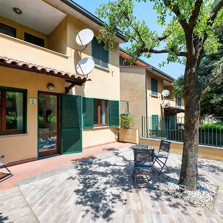 Apartman Guesthost - Bright With Garden *