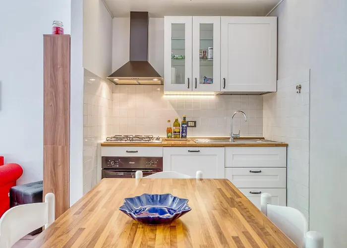 Guesthost - Bright With Garden Appartamento Perugia