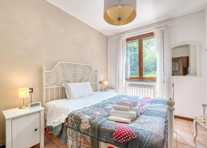 Guesthost - Bright With Garden Appartamento *