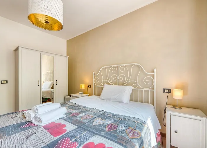 Appartamento Guesthost - Bright With Garden *