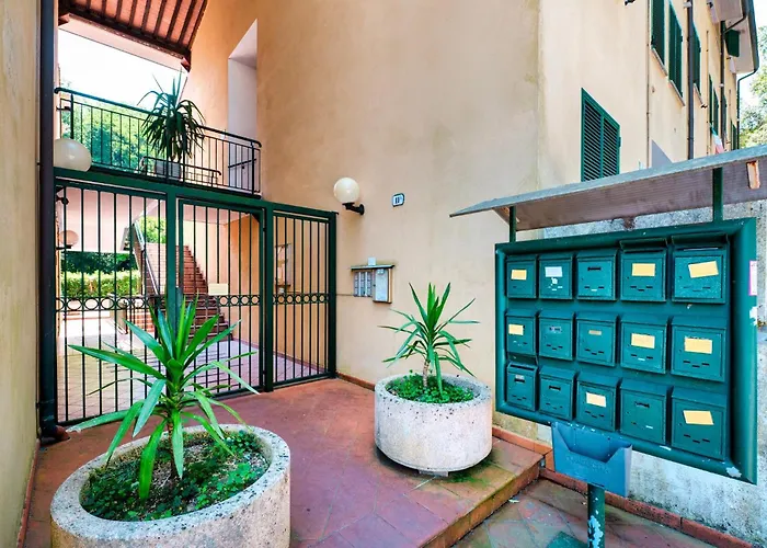 Appartamento Guesthost - Bright With Garden Perugia